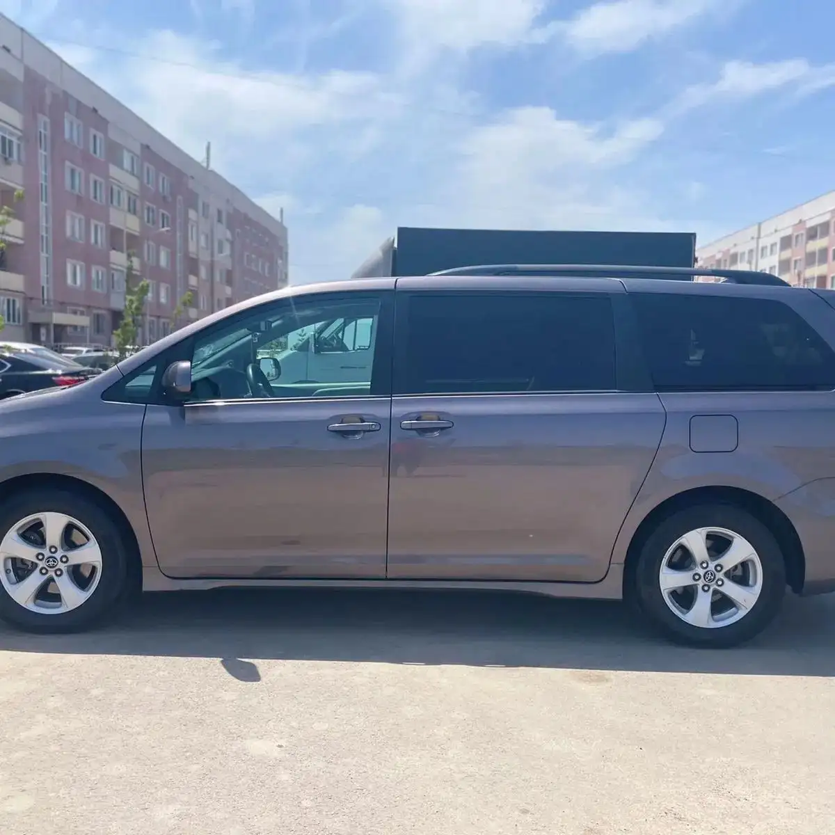 Подбор Toyota Sienna 20.08.2023 - Авточек - подбор автомобилей в Алматы